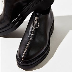 Vagabond Iza Black Leather Zipper Oxford